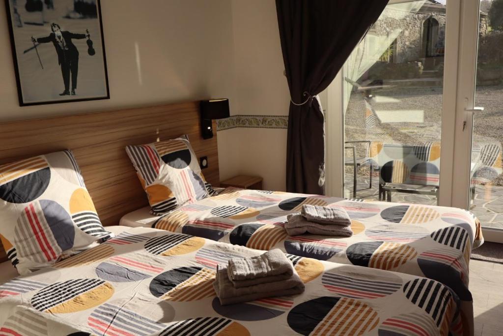 Le Relais De Porz Morvan Plomodiern Экстерьер фото